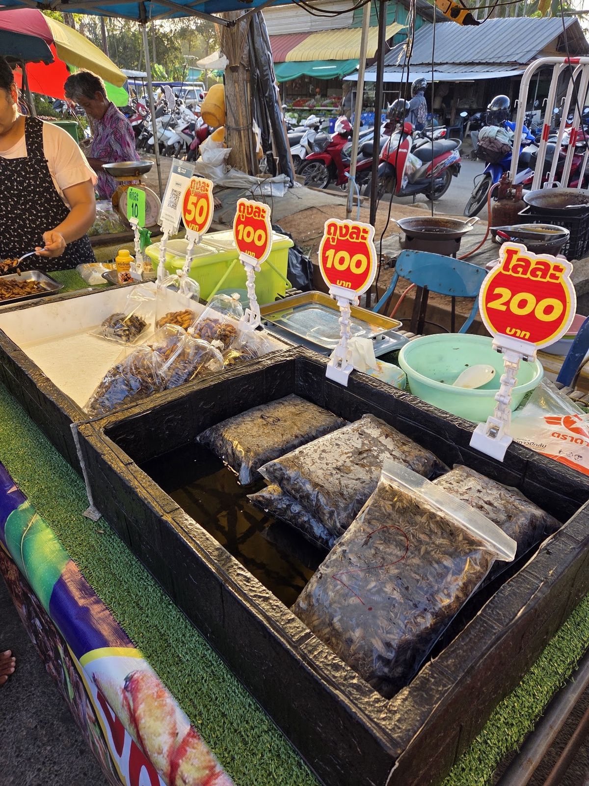 Ao Nang Wednesday Night Market photo 4