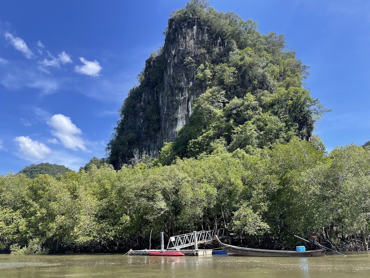 Phi Hua To Cave photo 3