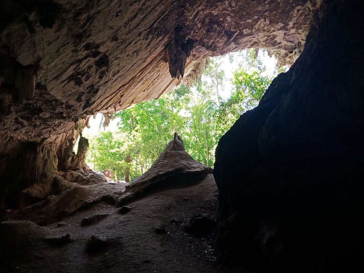 Phi Hua To Cave, Krabi