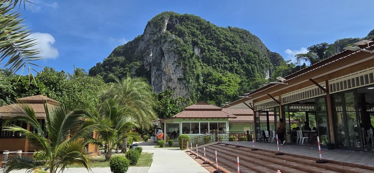 Phi Phi Sand Sea View Resort exterior in Ao Nang